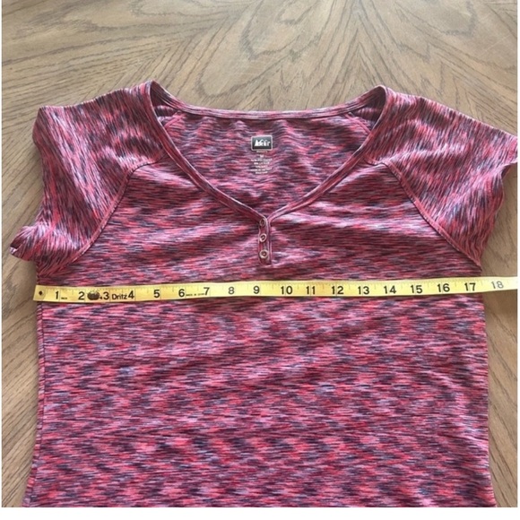 REl red, black and blue short sleeve women's shirt size M - Picture 4 of 7